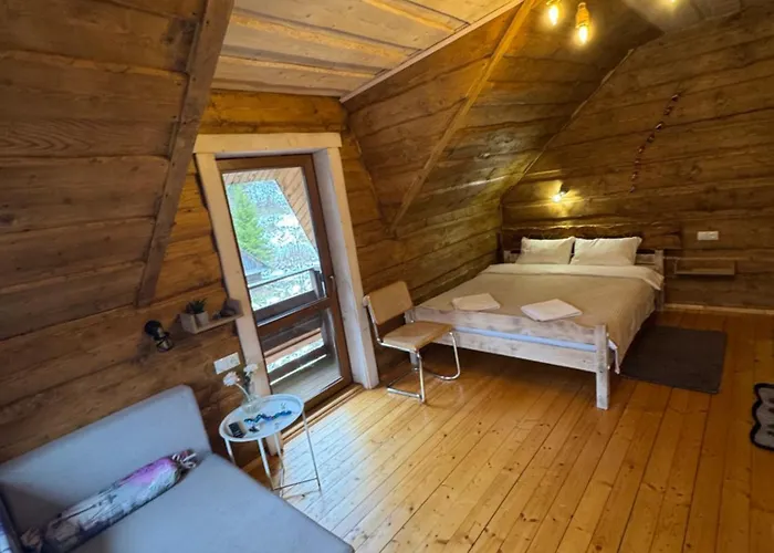сімейний затишок Lodge *
