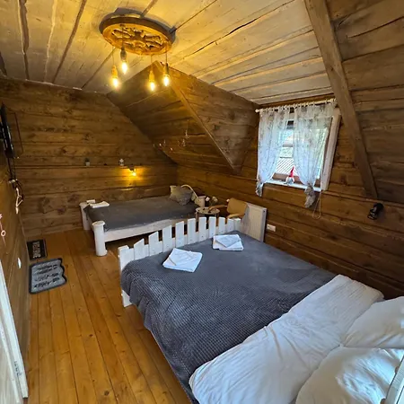 山林小屋 сімейний затишок 奥尔亚维奇克